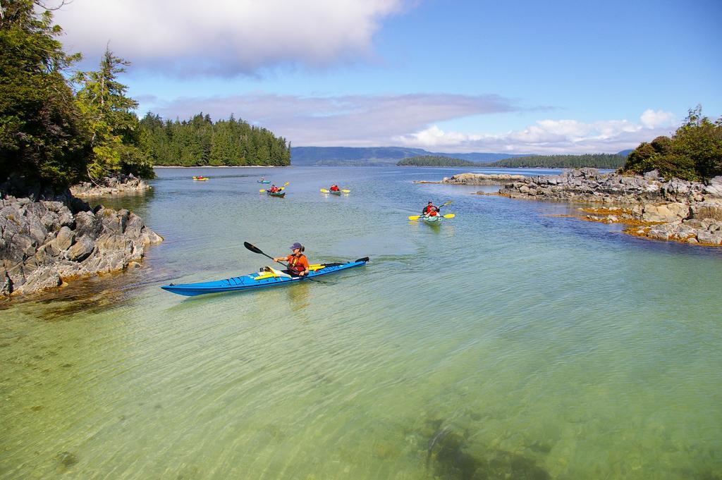 Waters Edge Shoreside Suites Ucluelet Exteriör bild