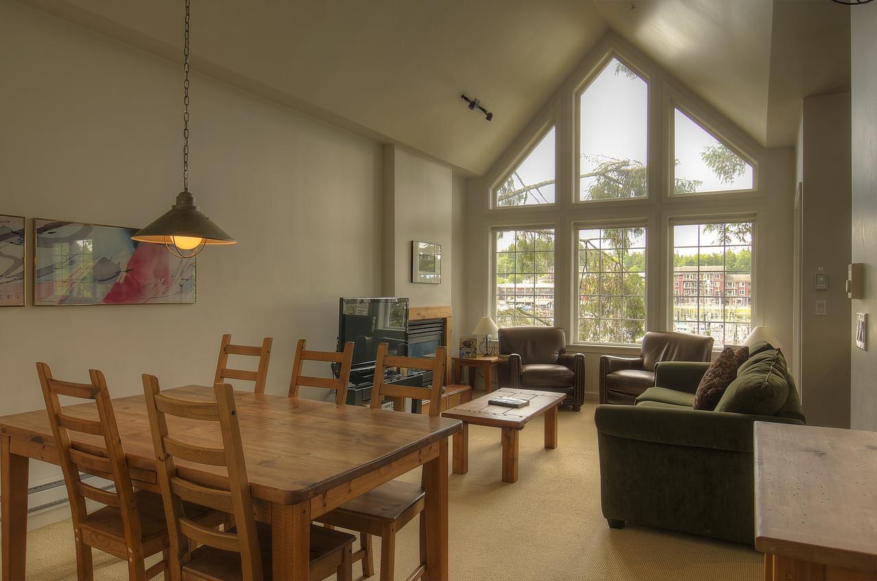 Waters Edge Shoreside Suites Ucluelet Exteriör bild